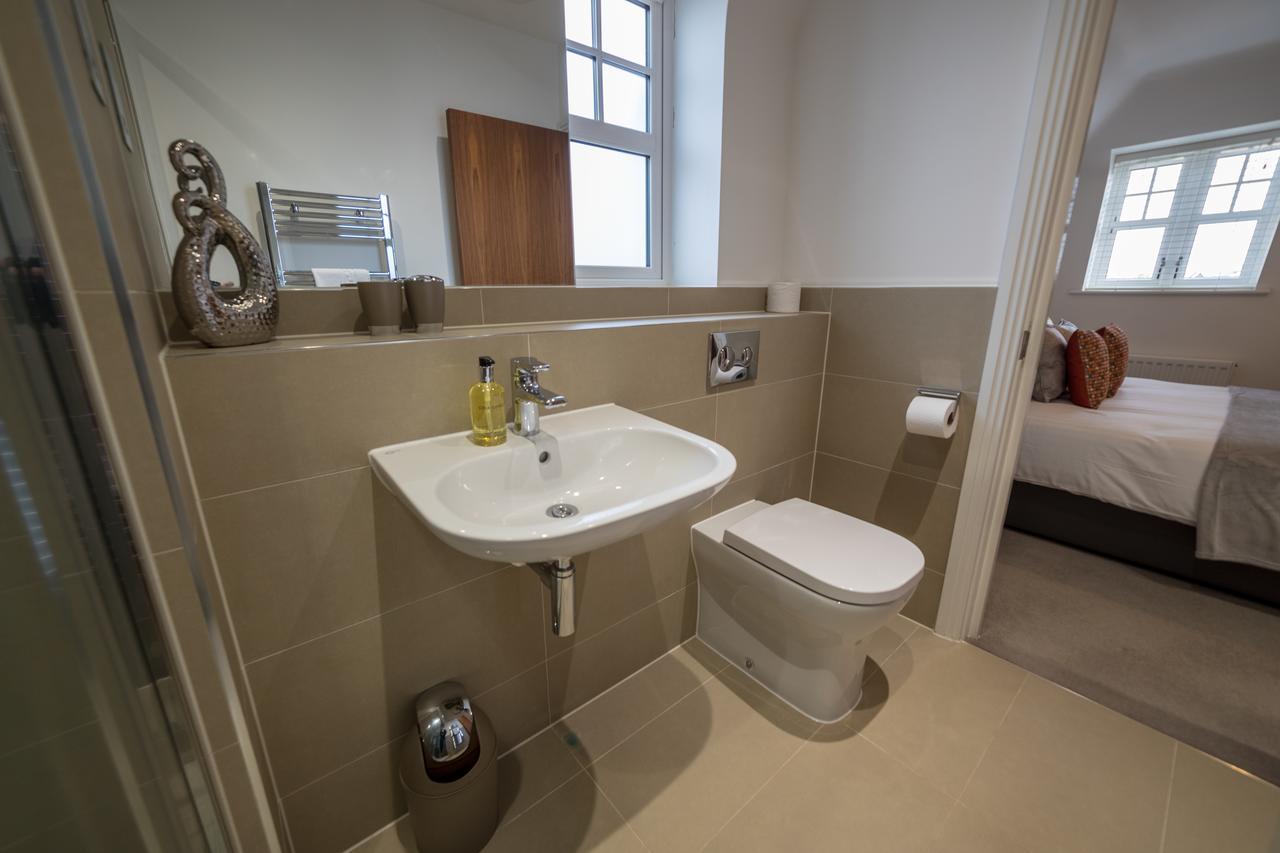 Helios Court Penthouse Serviced Apartment By Ferndale Maidenhead Ngoại thất bức ảnh